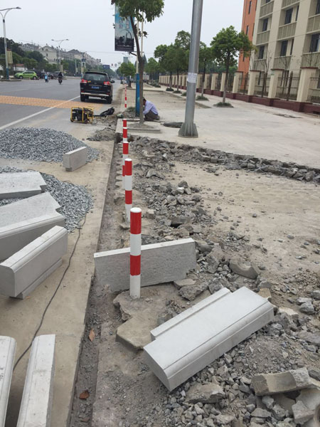 警示柱安裝案例